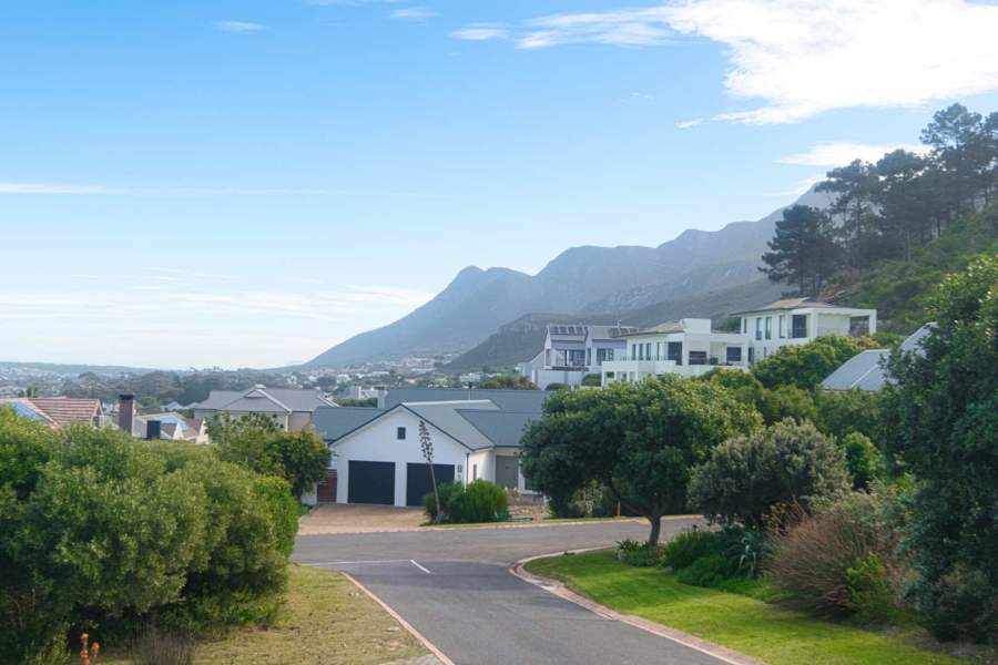 4 Bedroom Property for Sale in Hemel en Aarde Estate Western Cape